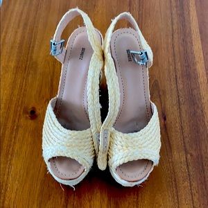Schutz Straw Platform Shoes Size 9.5